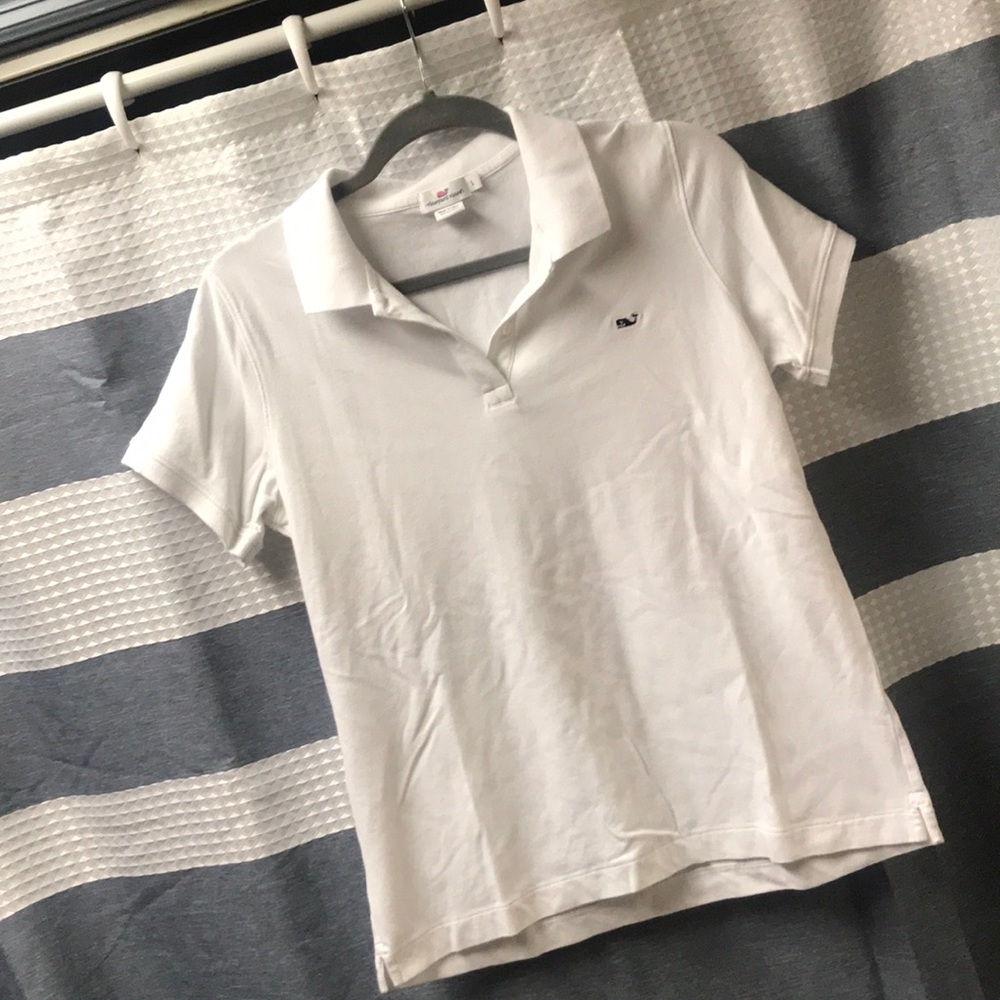 Excellent condition vineyard vines polo. SZ LG